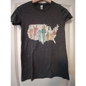 Unity Women's T-shirt size Small